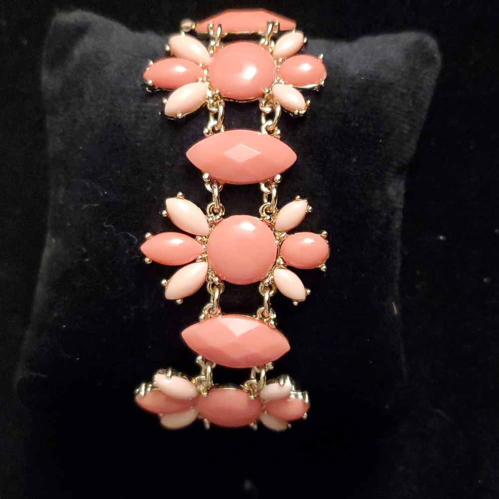 Avon poppy bracelet